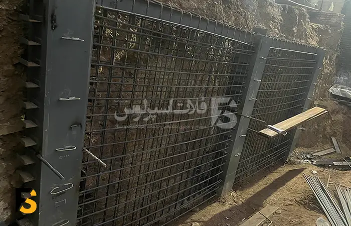 آرماتوربندی دیوار حائل در اجرای سازه به روش تاپ دان شرکت فلات اسپرلوس